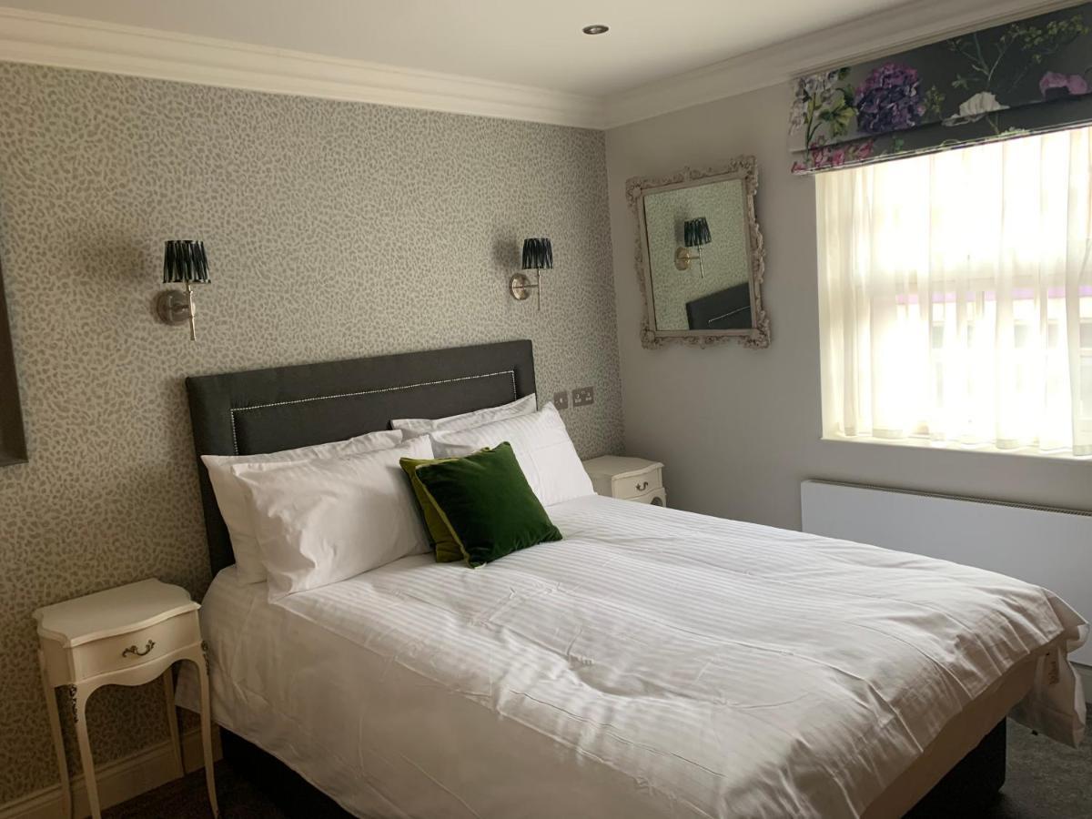 Hotel The Pig And Whistle à Londres Extérieur photo